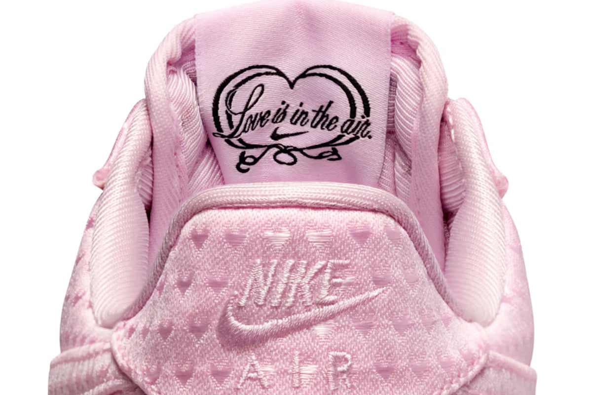 AF1 Low Valentine's Day – Pink Foam